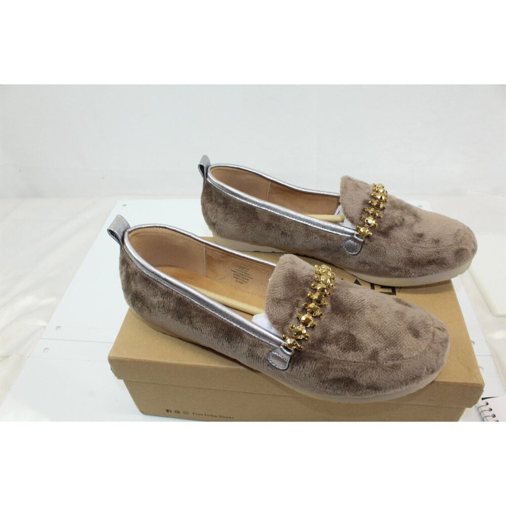Five Tribe Taupe Silver Trim Size 9.5